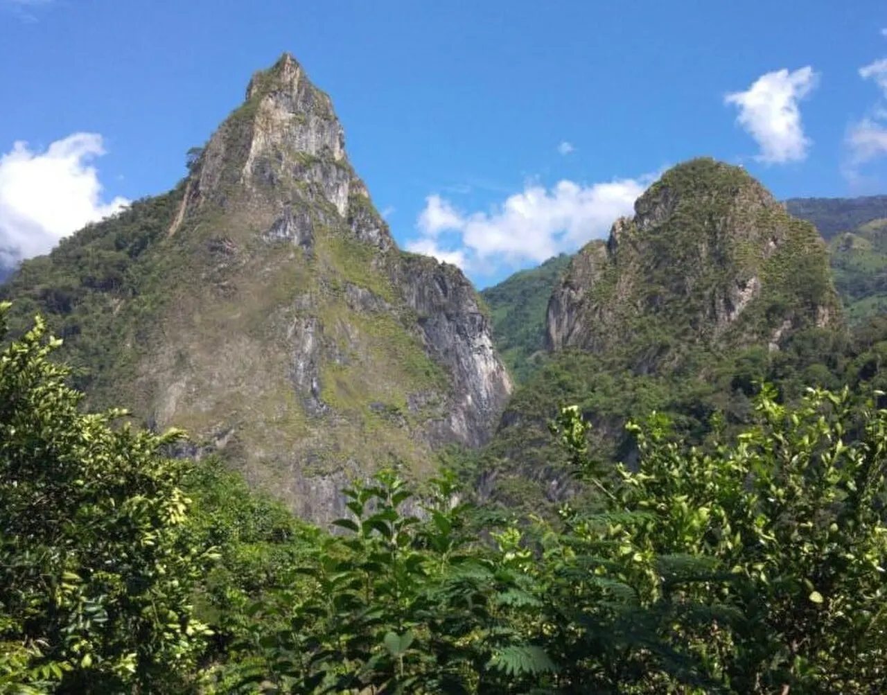 Montañas del occidente de Boyacá, región esmeraldífera de Muzo
